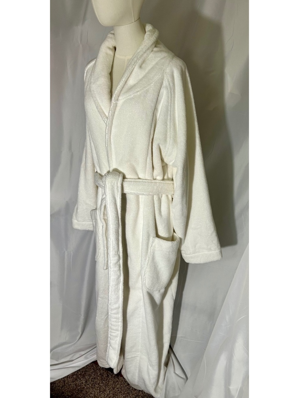Hammacher Schlemmer Luxury Turkish Cotton Bathrobe – Size Small